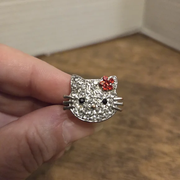 Hello Kitty Rhinestone Adjustable Ring - Picture 9 of 9